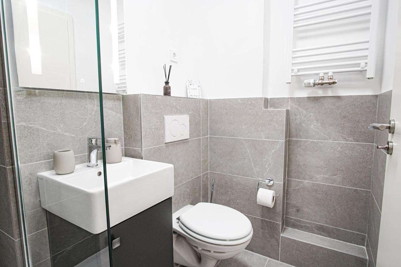 Homefy Feel-Good Apartment - Own Parking, Balcony And Garden Essen Exterior foto