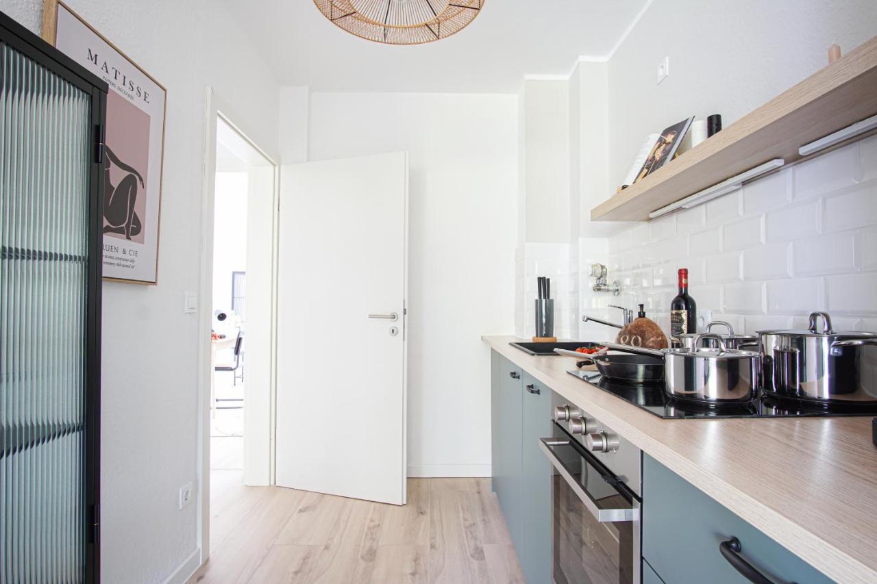 Homefy Feel-Good Apartment - Own Parking, Balcony And Garden Essen Exterior foto